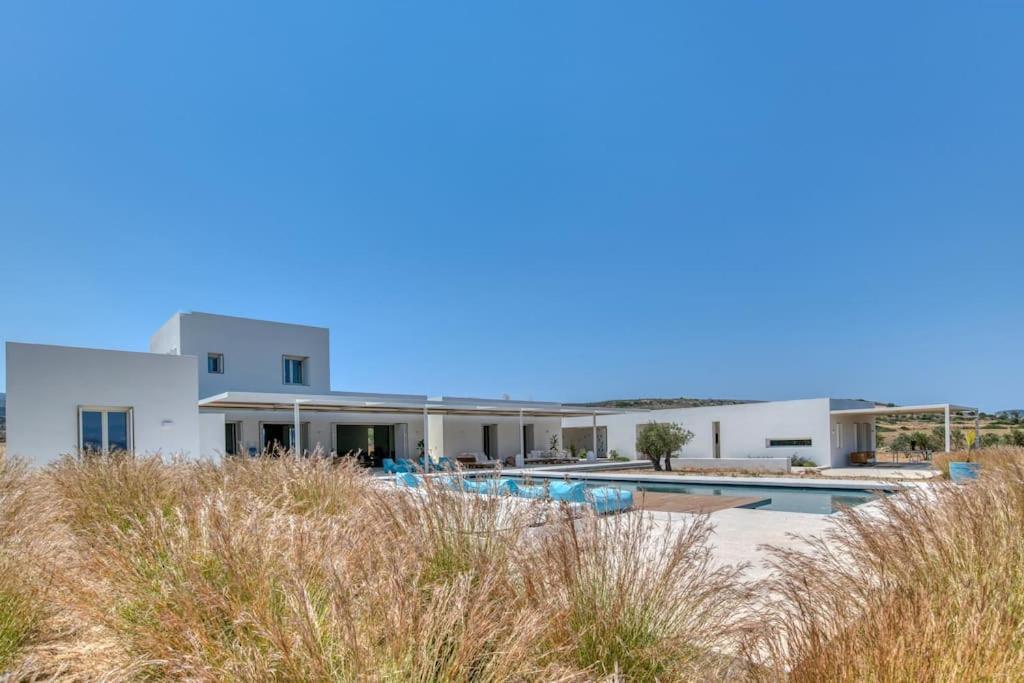 Villa Lampsi - Spacious & Modern Isterni  ภายนอก รูปภาพ