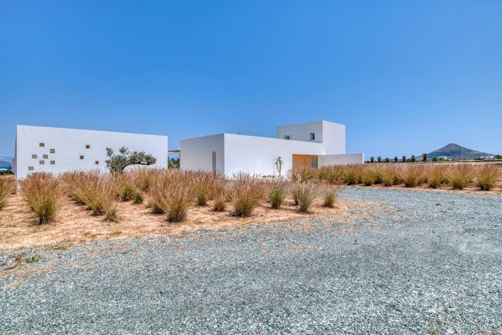 Villa Lampsi - Spacious & Modern Isterni  ภายนอก รูปภาพ
