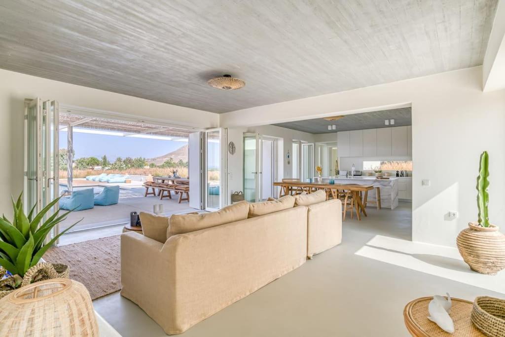Villa Lampsi - Spacious & Modern Isterni  ภายนอก รูปภาพ