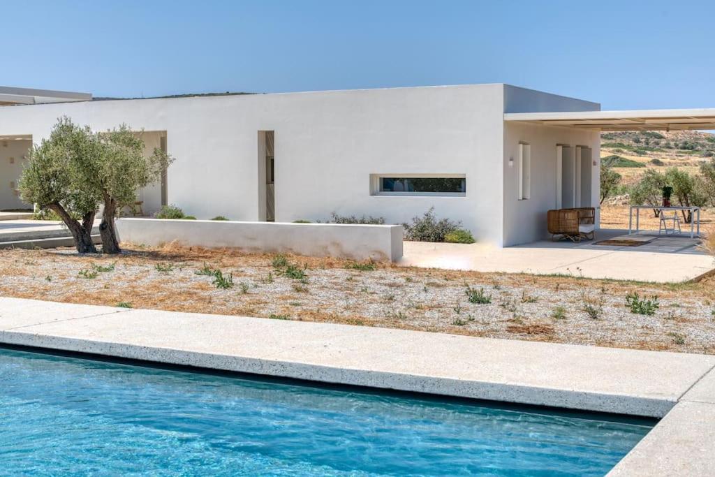 Villa Lampsi - Spacious & Modern Isterni  ภายนอก รูปภาพ