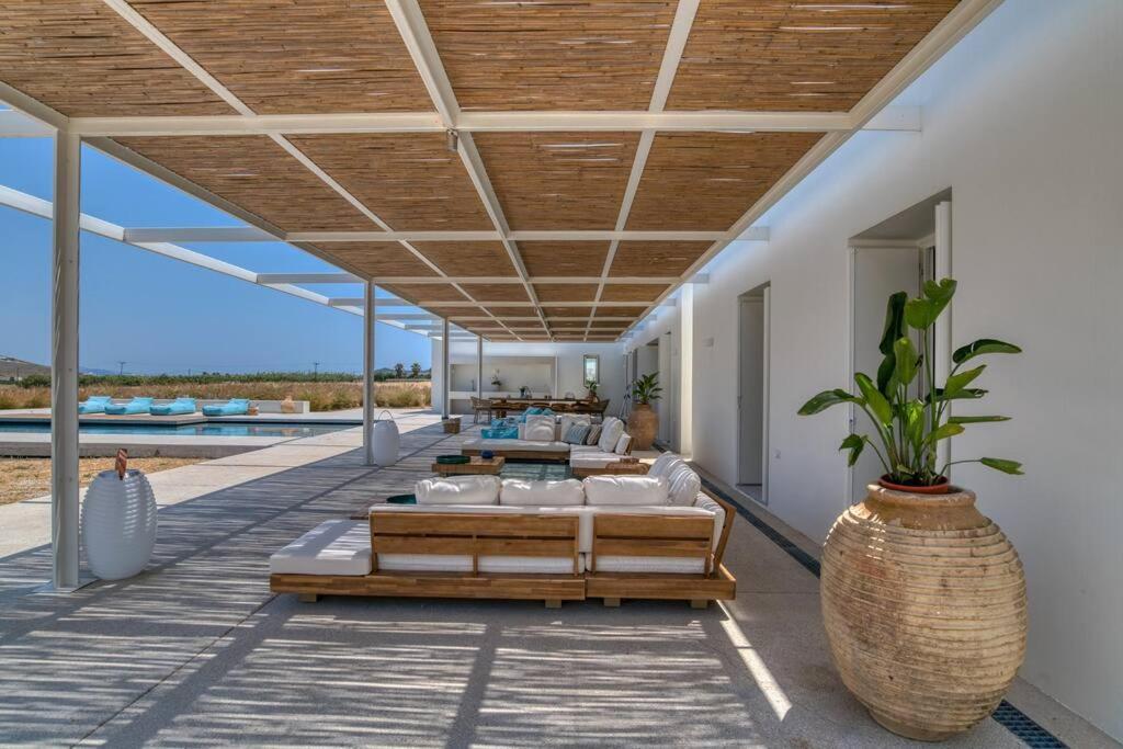 Villa Lampsi - Spacious & Modern Isterni  ภายนอก รูปภาพ