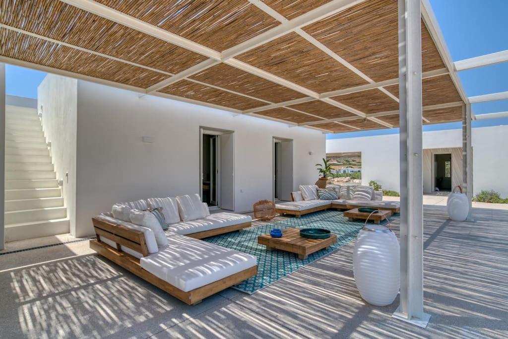Villa Lampsi - Spacious & Modern Isterni  ภายนอก รูปภาพ
